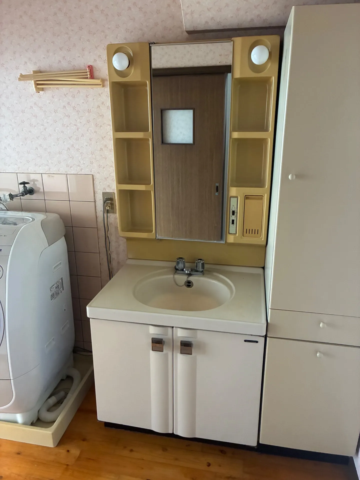 S様邸洗面化粧台